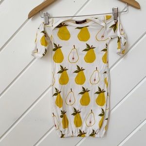 MILKBARN pear newborn sleep gown, 0-3m